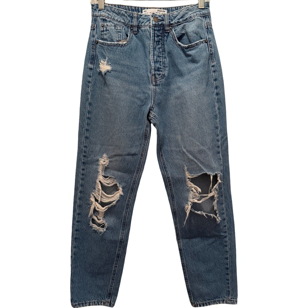 Stradivarius Mom Jeans Light Wash Distressed Ripped High Rise Womens Size 4